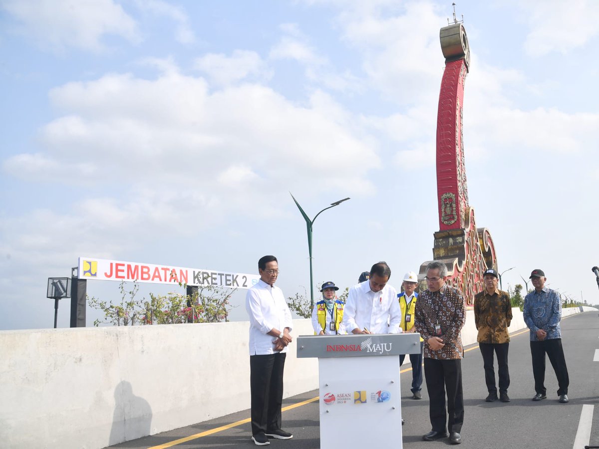 Shinob1_Konoha's tweet photo. jembatan ini dipergunakan sebagai koneksi antara barat hingga timur pulau jawa melalui jalur selatan https://t.co/FRrLl80mf8