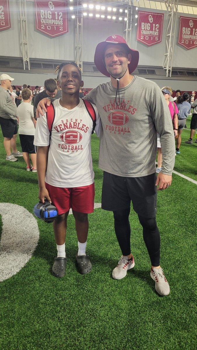 Spent my 14th bday putting in work with <a href="/OU_Football/">Oklahoma Football</a>. As an incoming freshman, I really enjoyed my first elite football camp experience. Thank you <a href="/CoachVenables/">Brent Venables</a> @JOE_JON_FINLEY for your time yesterday. Learned a lot. Can't wait to return. 
#BoomerSooner