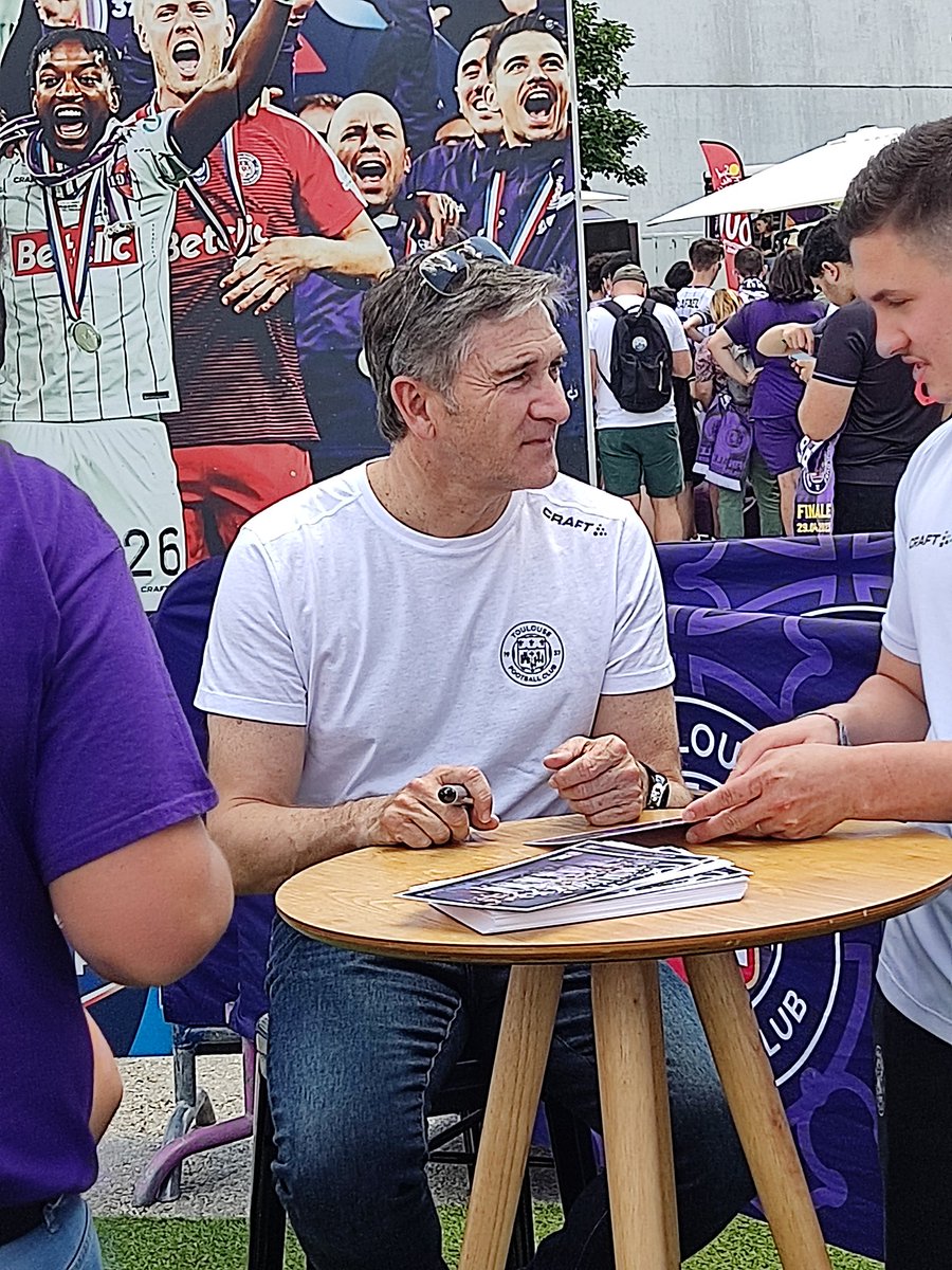 BernardStumpf's tweet image. #FanDay du @ToulouseFC pour clôturer une saison extraordinaire ! 
Merci à tous, et que cette dynamique perdure dans le temps 💜💜💜