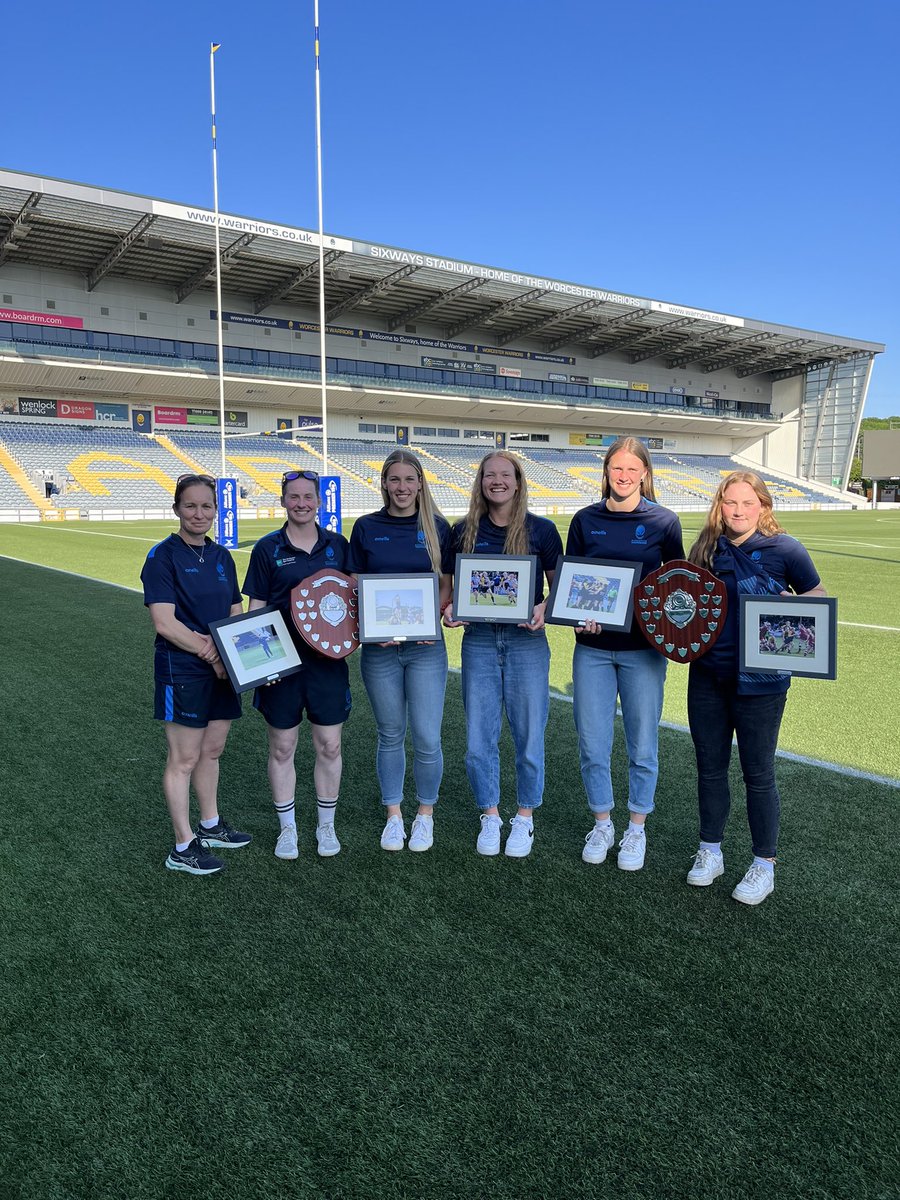 Your Warriors award winners ⚔️

🏆 Player player - @vickylaflin 
🏆 Back of the year - @CarysCox15 
🏆 Forward of the year - @CaraBrincat 
🏆 Most improved player - @_char_wright_ 
🏆 Club Person of the year - @jsymonds014 

#wearewarriors #Warriorsfamily