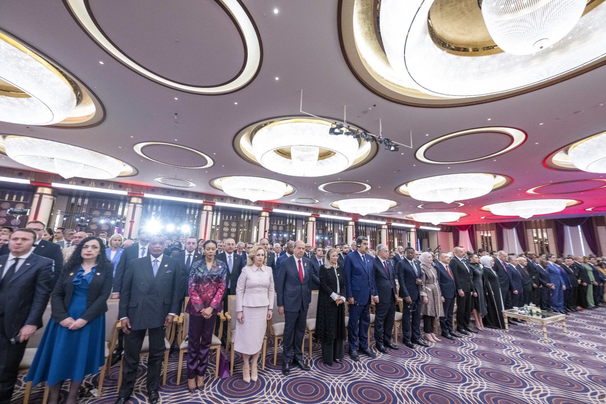 NicolasMaduro's tweet image. Venezuela tiene amigos leales, firmes y solidarios. La visita a Türkiye ha sido extraordinaria y provechosa por su alto espíritu de cercanía y hermandad. Seguiremos unidos siempre, en la fraternidad y la cooperación profunda.