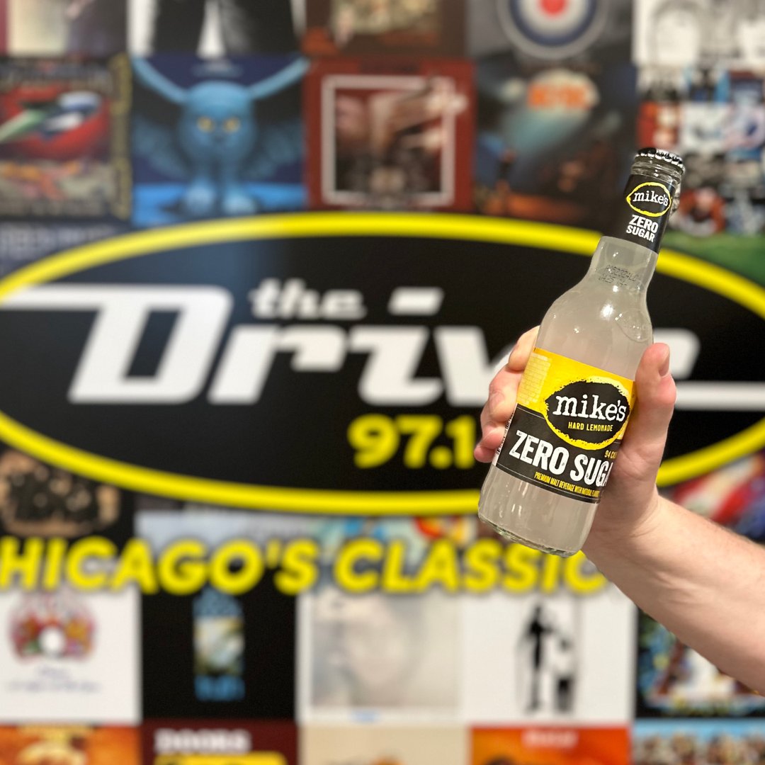 971TheDrive's tweet photo. #97DaysOfSummer has begun with @mhl and some cold hard cash!

Join Tingle from @SandTRadioShow June 11th, 3-5pm at @LyonsDepot in Elmhurst. We’re giving away $50 every half hour 🍋💵

Details: https://t.co/ojFlYgQtJW #ad https://t.co/wzag8eZLlM