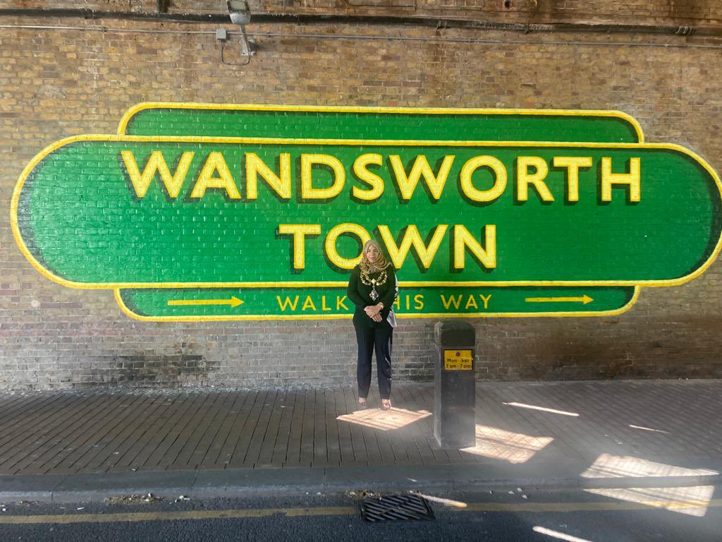 Dived into my Deputy Mayor role supporting the Hindu Society then attended @WandsworthTown Unplugged event. Smiles, community, sun and fun around Wandsworth