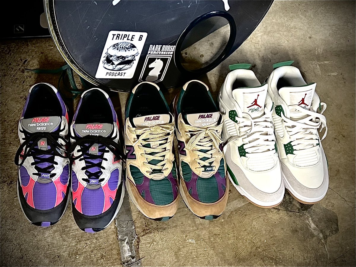 ChaseFTB's tweet photo. Been a wild week for some skateboarding collab’s…. My wife is gonna kill me. 🤷🏻‍♂️🤷🏻‍♂️ But I’ll die with 🔥 on feet. @nikesb @newbalance @PalaceSkate @nicekicks @SneakerVisionz @snkr_twitr @ComplexSneakers @SnkrsStock https://t.co/Ct32kvIEtW
