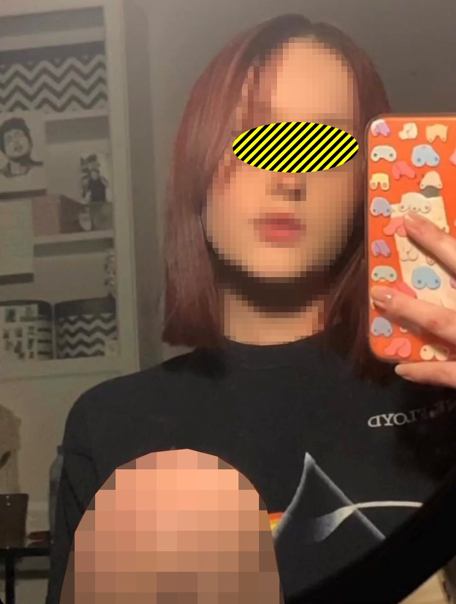 crushcensor's tweet photo. Here a second pic for @GoddessExo1, sharing with us their pretty girlfriend. Even got me a pretty butt pic, they told me i can share that pic uncensored if this pic reaches at least 60 likes. Can you beta do that? https://t.co/sscXRRR78q