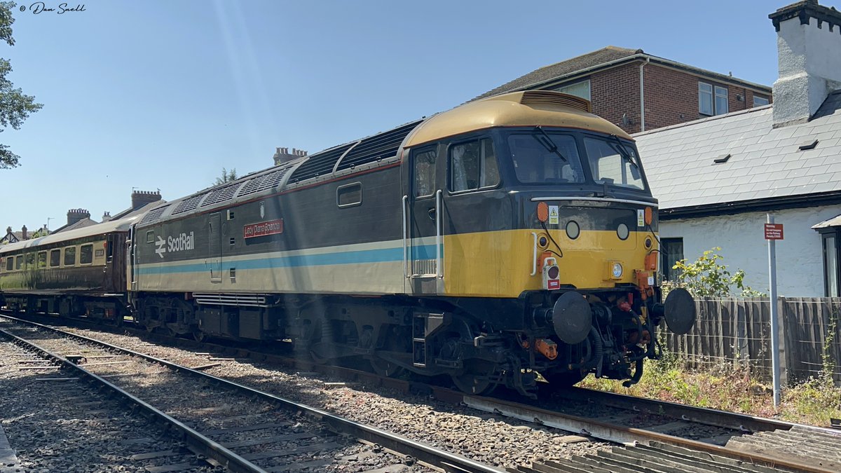 Class 47 #47712 'Lady Diana Spencer' trails along on the end of the train as they head towards Goodrington.

3rd June, 2023.