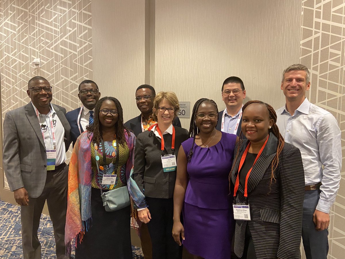 Welcoming our African colleagues to ASCRS! ⁦@ASCRS_1⁩ ⁦@CRSVirtualEd⁩ ⁦@Gifty_Kwakye_MD⁩ ⁦@blessjelmd⁩ ⁦@GhCoPS⁩ ⁦@muhimbiliuniver⁩