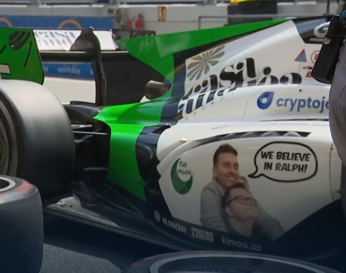 DasBurrito_'s tweet photo. best sponsorship/advertisment ever #SpanishGP #F2 #P1 https://t.co/ZFRe5FFRFA