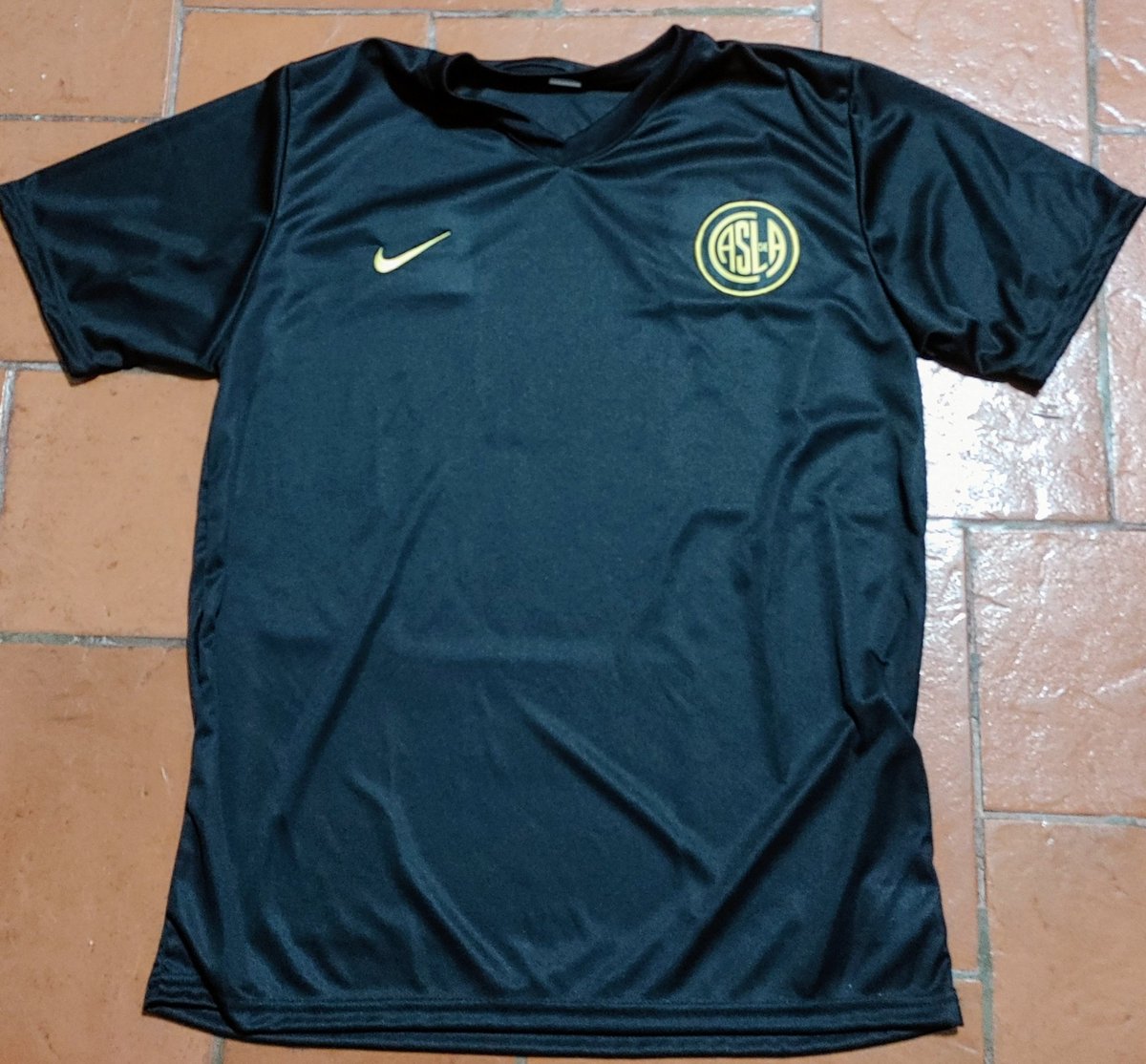 SanLorenzoRedes's tweet photo. Sorteo domingo 18 de junio. Camiseta de @SanLorenzo talle XL, el ganador elige el modelo.
Si sos del interior te la envíamos.
Para participar nos tenés que seguir darle rt a este tweet.
Si querés tener más chances seguinos en nuestro canal de Youtube. 👇
https://t.co/IiyxXrBaHx https://t.co/NTp9WT06MU