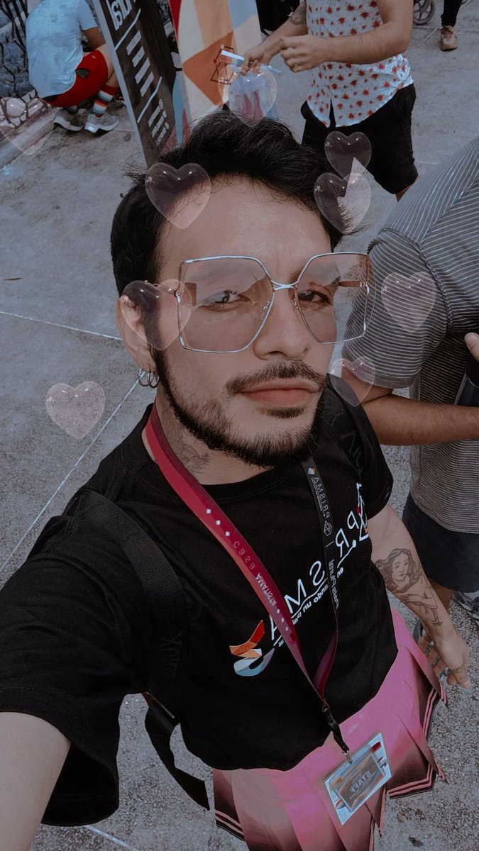 ohmaigoth's tweet photo. Tocó repetir este look más seguido para que se vayan acostumbrando. 💘
#ZaPPingPlural #Prisma3 @tupais_plural https://t.co/lgjz4EbwN0