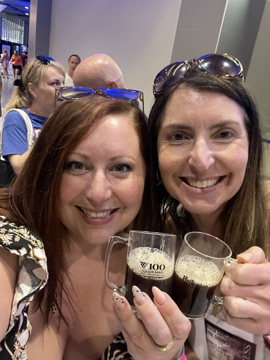 Jennifer Young tweet media