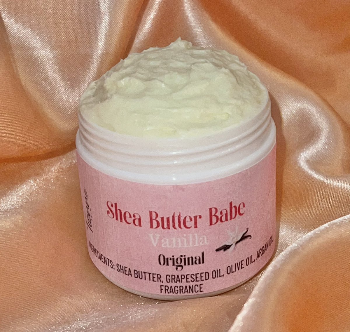 tionneskin's tweet photo. My body butters are needed for soft, smooth and moisturized skin!

Gentle and non-toxic ingredients are used

-Provides long lasting moisture to skin
-Helps with dry skin, eczema, psoriasis, dermatitis and cracked skin
-Helps with hyperpigmentation, acne scars and dark spots https://t.co/xr5Ro4Wi2r