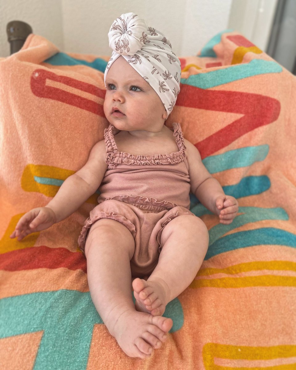 ellllllleeeeeee's tweet photo. @RochelleHumes our baby girl modelling the My Little Coco turban 🤍🤍 https://t.co/CODkNjlRo3
