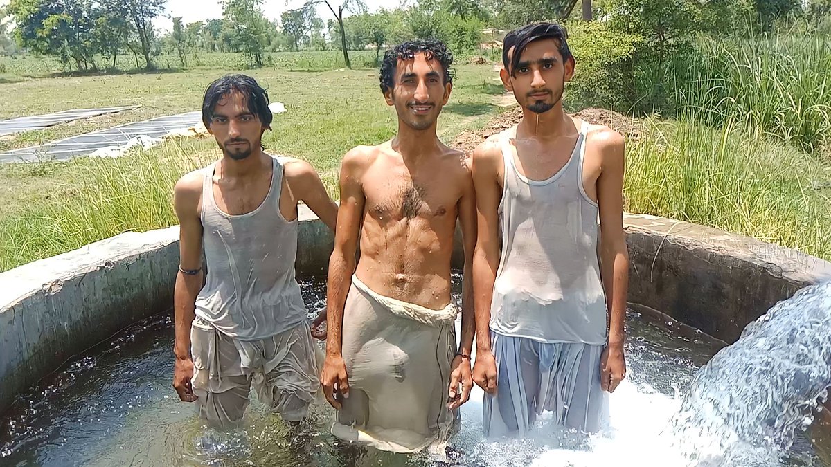 Madeel135's tweet photo. Full hot swimminng

https://t.co/jQwhhkJAUY https://t.co/xEo4kQN0z0