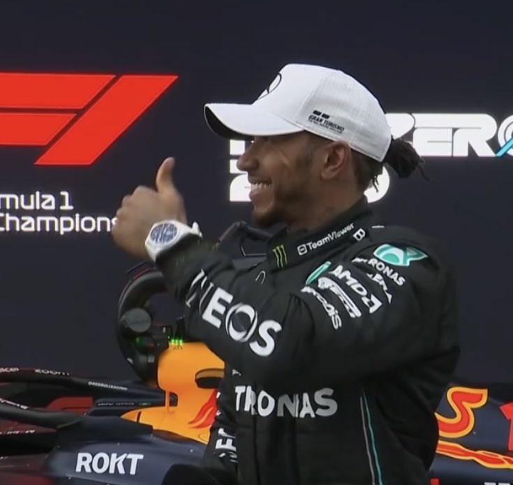 HE IS SO HAPPY !!!!! IM SO PROUD OF YOU LEWIS 😭💜