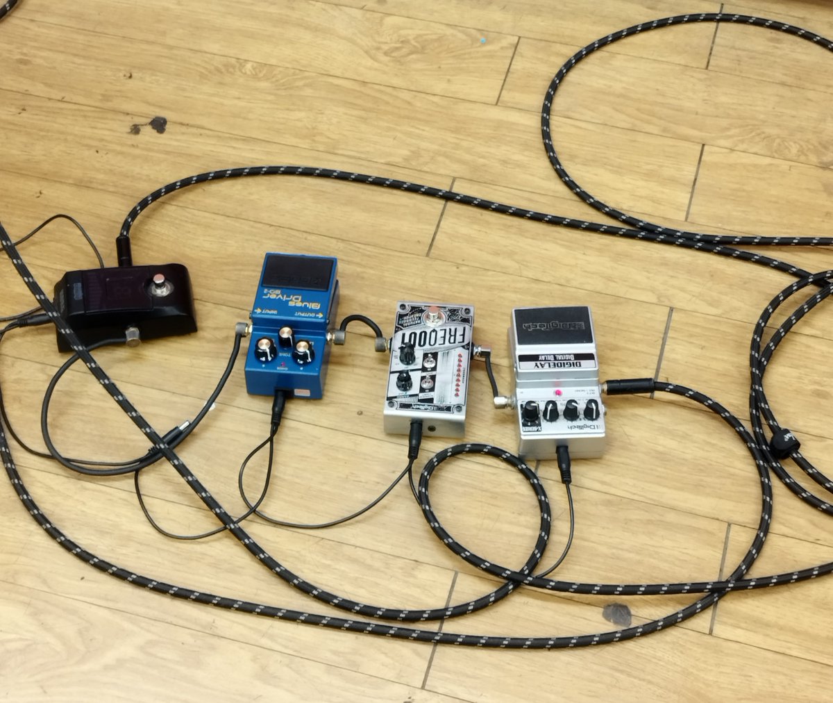 Nicotine Love on Twitter "Lanterns On The Lake instore performance at