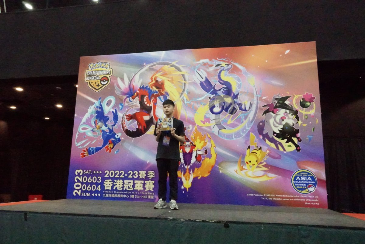 cursy9359's tweet photo. @ivan12867822 
香港冠軍賽少年組Top4 Ivan
Day1: Dk list 純白洛奇亞
R1:沙奈朵EXWin
R2:放逐鬼龍Win
R3:Lost BoxWin
R4: 一擊洛奇亞Lost
R5:Lost BoxWin
R6:沙奈朵EX
Day 2 Dk list: 
純白洛奇亞
Top 32: 放逐鬼龍OXOWin
Top 16:阿爾鬼龍冰六尾OXOWin
Top 8:古劍豹帕路XOOWin
Top 4:古劍豹帕路XXLost https://t.co/yz2MouZs0O