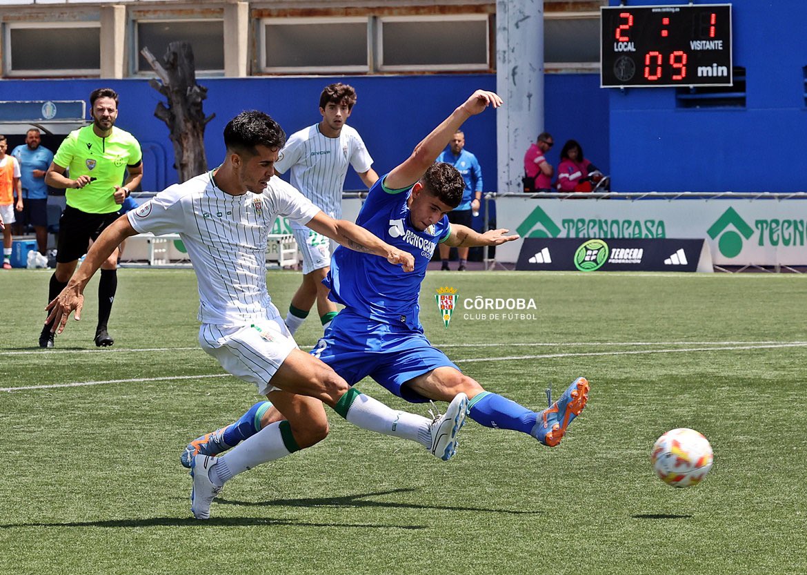 Cantera_CCF's tweet photo. 📸 (2/3) ||
#GetafeBCCFB #CanteraCCF #TerceraRFEF #CórdobaB https://t.co/0VIhAht9UL