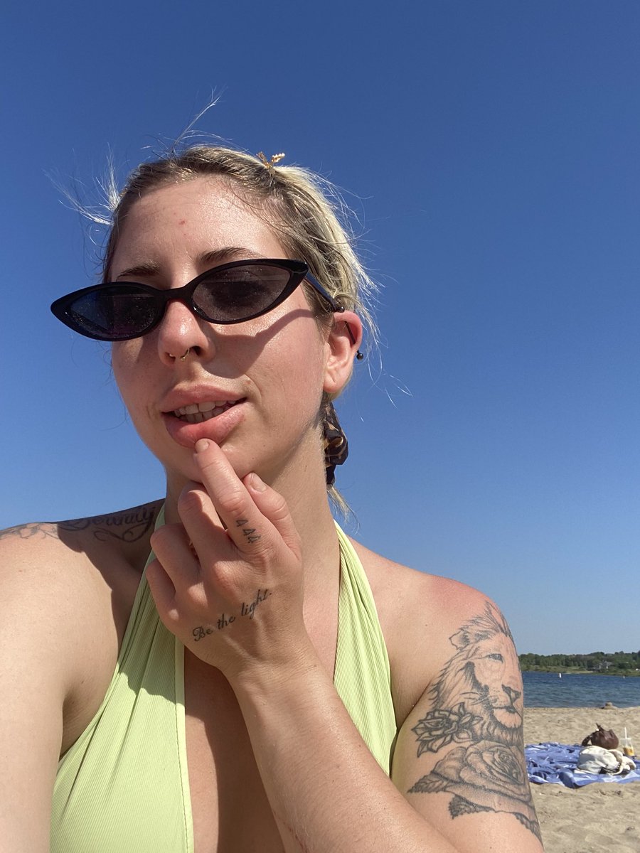 2taybrooke's tweet photo. @VicPeaksPromo @seductivemusee 💫100+ photos &amp; 30+ videos
💫custom content 
💫fetishes
💫findom

what are you waiting for.. let’s have some fun 🤍

https://t.co/c8aLiuzG82 https://t.co/8JpyviafWM