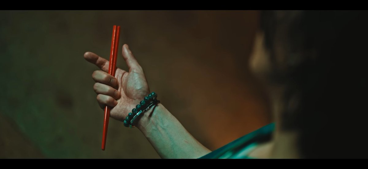 Hi SG Army! Do help to RT pls~ 

 I've prepared 100 pairs of red chopsticks as fansupport for AGUST D concert. Will be giving them out on 16 and 18th June! 

Exact location TBA on the day itself. 
#AgustD_SUGA_Tour_in_Singapore