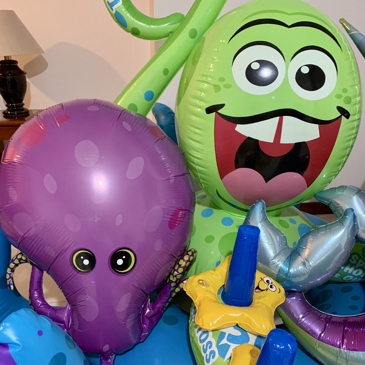 Pkiller661's tweet photo. OctoParty! ๐๐๐๐ฅฐ
.
Banzai Vintage Octopus Game.
.
#octopus #dolphins #dolphinballoon #balloon #balloons #narwhal #mylarballoon #octopusfloat #game #squeakysaturday #inflatable #inflatables #pooltoy #pooltoys #float #floats #floatie #floaties #floaty #floatys #poolfloat https://t.co/B3kvfQayYE