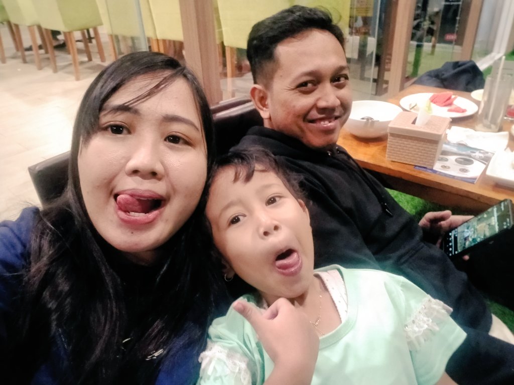 rahel_tyas's tweet photo. Senyum mu mas.. Haseekk..🥰 https://t.co/s96Ibekj4g