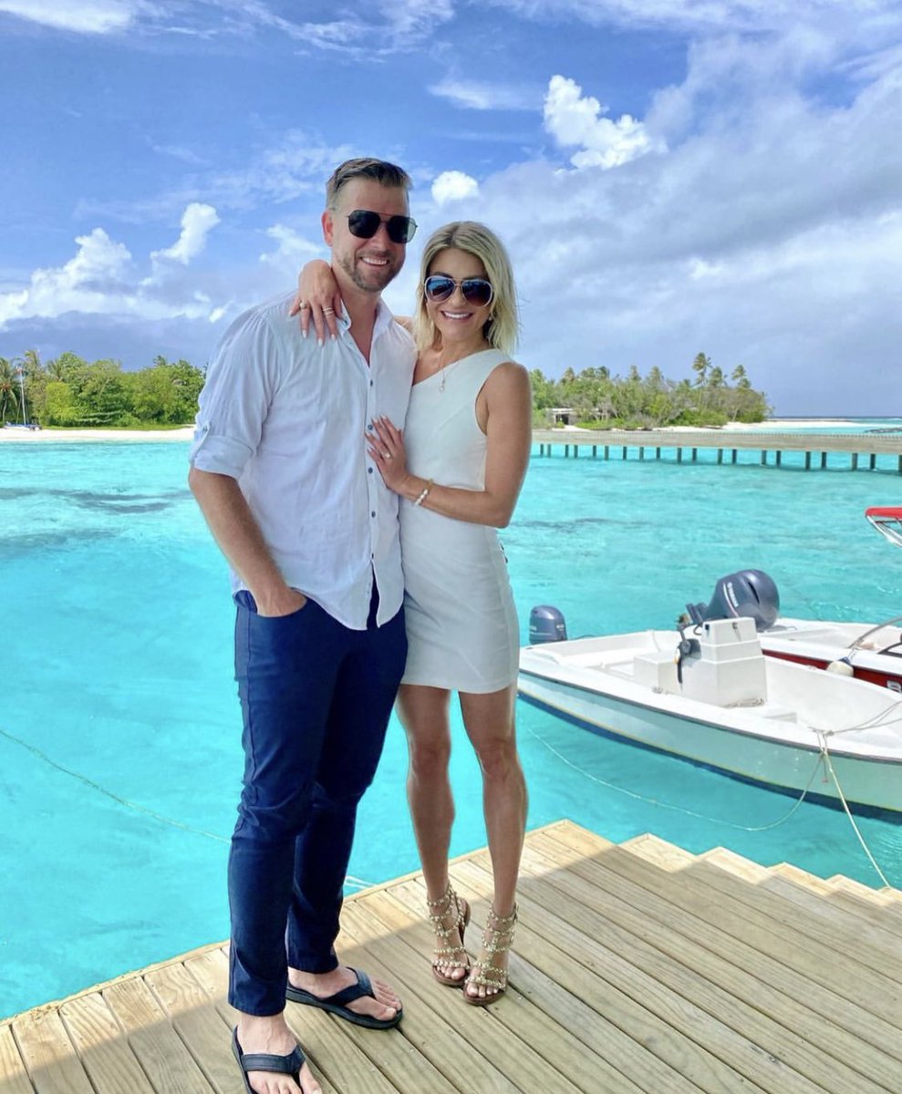 PARADISE 🏝️ #honeymoon #classysassytravel #maldives #alilahotels <a href="/ClassSassTravel/">Jenny</a>