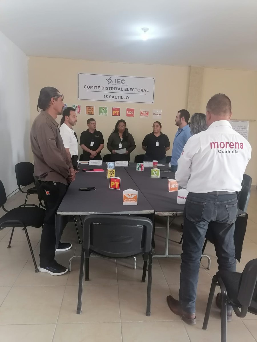 CD13_Coah's tweet photo. El día de hoy el Comité distrital 13 #Saltillo @IEC_Coahuila instala #SesiónPermanente durante esta jornada electoral para elegir a #Gobernador #DiputadosLocales contando con la representación de partidos políticos. https://t.co/GhPbFl9GtU