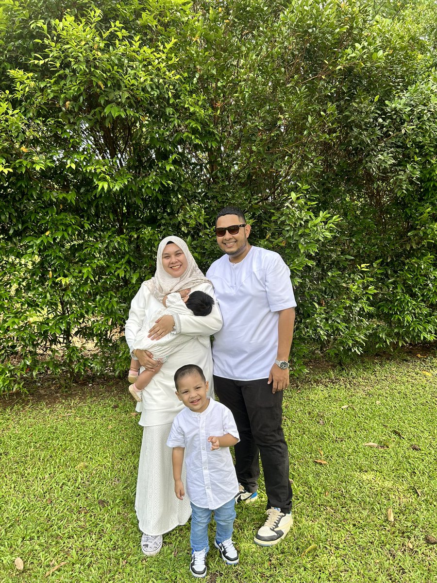fatimaazmil's tweet photo. The best thing to hold onto is each other ❤️ https://t.co/3gV2SqF4qY