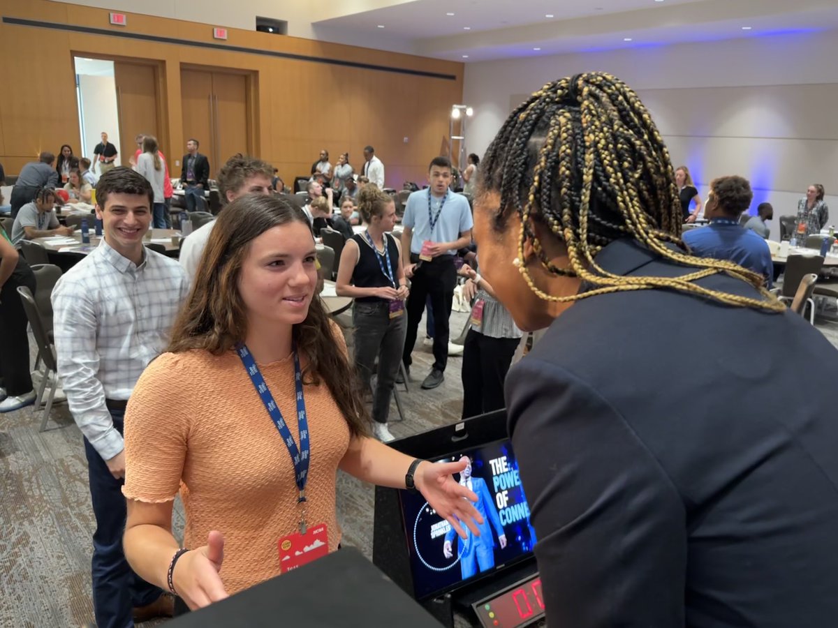 tjsports23's tweet photo. It’s was great to chat with Tess &amp; each of the 200 collegiates. Some warmed up right away &amp; others got to me on last day. Regardless of timing the conversations &amp; connectivity was meaningful &amp; we made the most of this opportunity. They all now know I’m on their Team. #NCAACSF2023 https://t.co/pi8UT2exQC