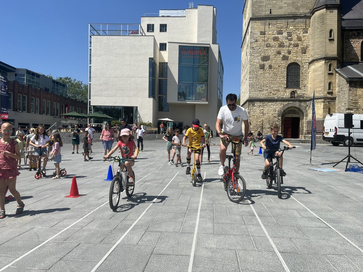 cycle_fun's tweet image. Open NK Slowbiking voorronde @ De Stad als Speeltuin in Heerlen 🏁🐢🚴‍♀️🚴‍♂️🚴‍♀️🚴‍♂️