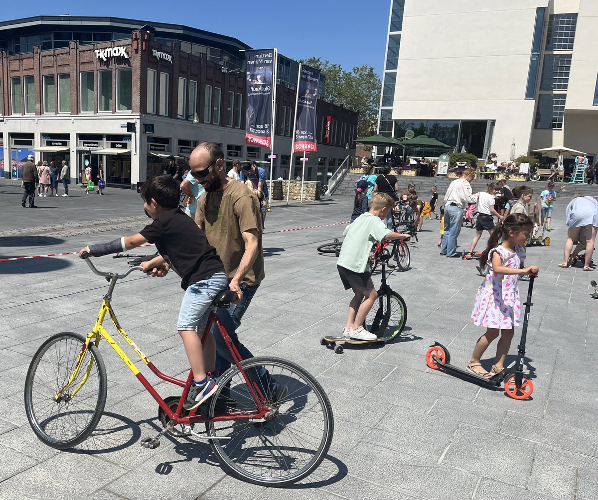 cycle_fun's tweet image. En we namen onze funbikes mee naar Heerlen tijdens de ‘Stad als Speeltuin’