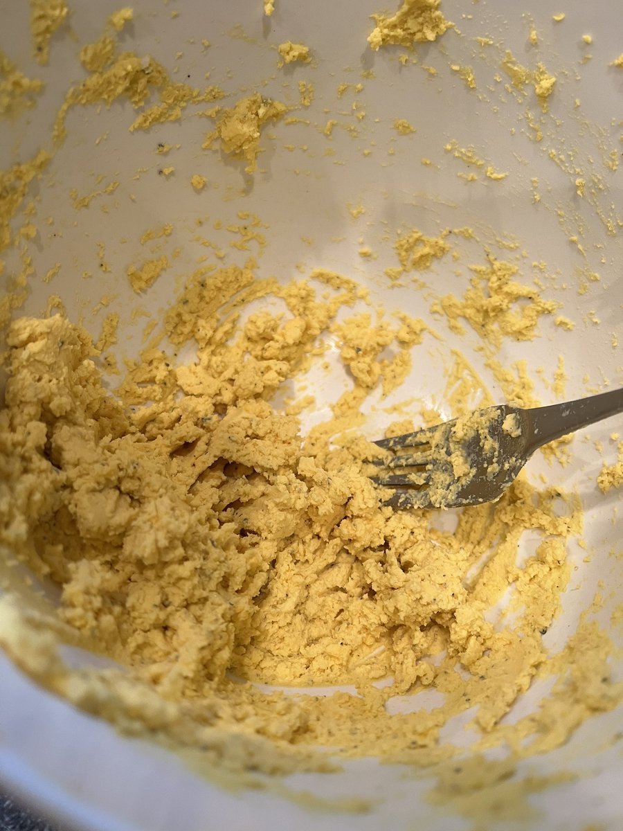 BrandeeBickle's tweet image. This part was dif for those of us  #deviledegg peeps.  Recipe calls for milk, mustard, lemon, garlic &amp;amp; seasoning.  And is to be a bit pasty.  She did cream instead of milk in video, so did that.  🍋 bite is nice w/the mustard.