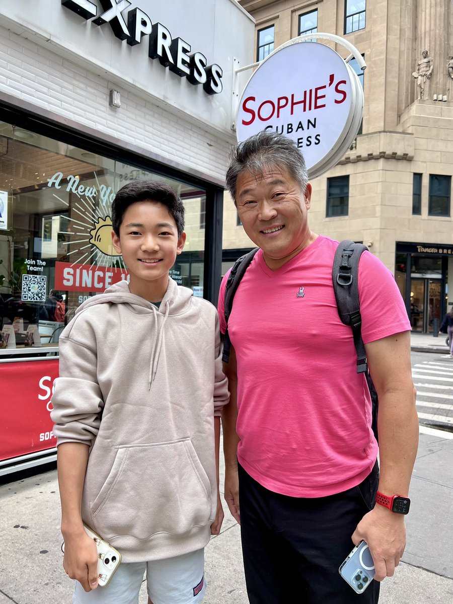 chil kong tweet media