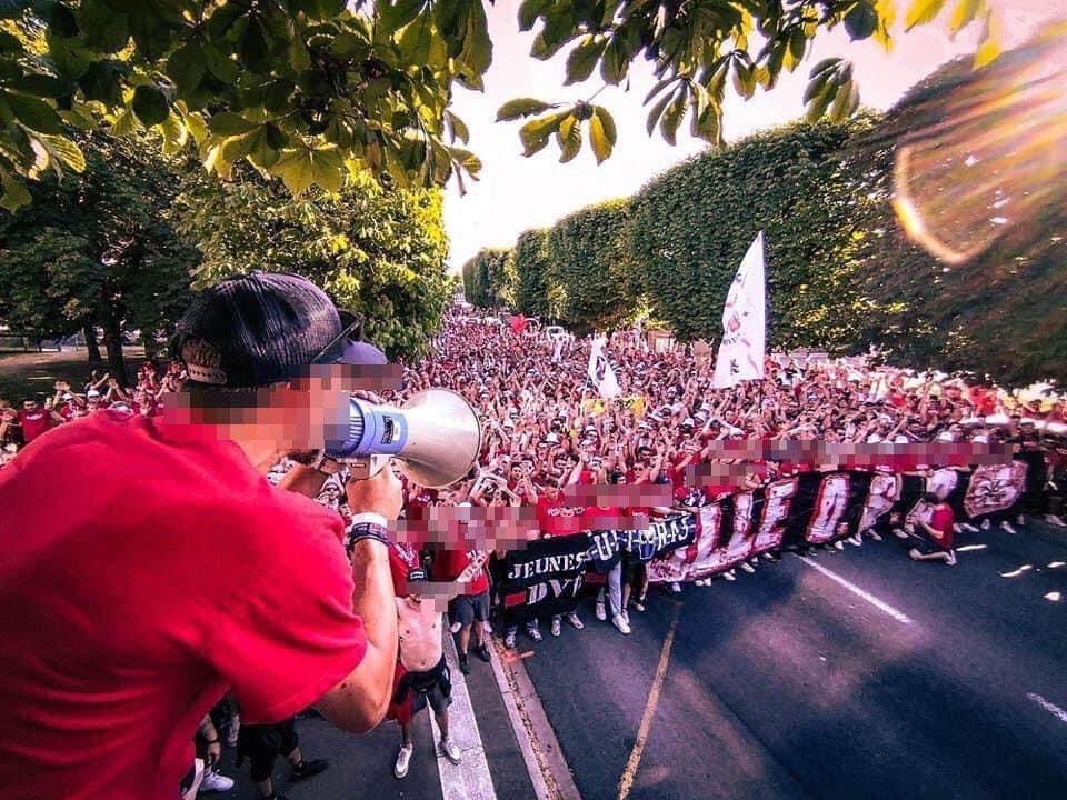 hooliganscz1999's tweet photo. 03.06.2023🇫🇷Lille in Troyes https://t.co/Fjy3xrlEmQ https://t.co/jyIlrWKz23