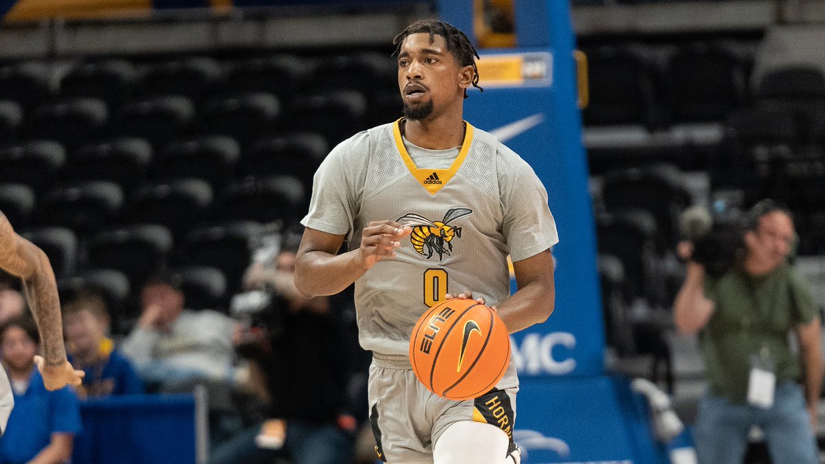 ThePortalReport's tweet photo. Alabama State (D1) transfer Alex Anderson ranks No. 9 on the list of assist leaders remaining in the portal. His recruitment is OPEN!

He will visit Incarnate Word (D1). Has several D1's and D2's on him.

UMass Lowell
Arkansas Fort Smith
Morehouse
Lincoln Memorial https://t.co/NjHPvjtekX