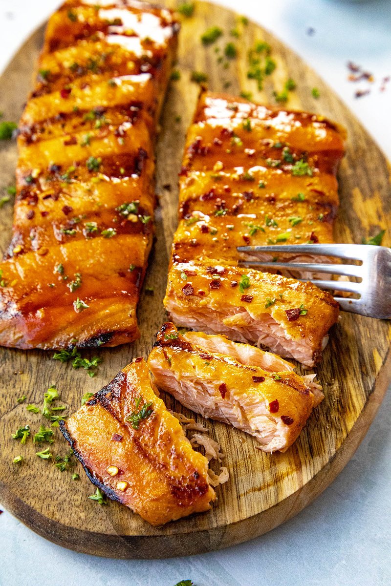Grilling Salmon tonight! Getting my spicy marinade recipe. This stuff is SO GOOD! It always makes the best salmon. chilipeppermadness.com/recipes/salmon… #RecipeOfTheDay #grilling #Cooking