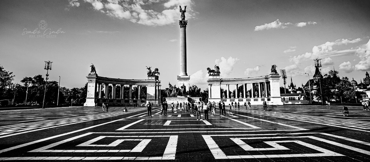 Heroes' Square, Budapest #budapest #hungary #heroessquare #heroessquarebudapest #visithungary #cityofbudapest #danube #beautifulhungary #panoramicview #magyarország #amazingview #bnw #blackandwhite #blackandwhitephotography #blackandwhitephoto #bnwphotography #incredible_bnw