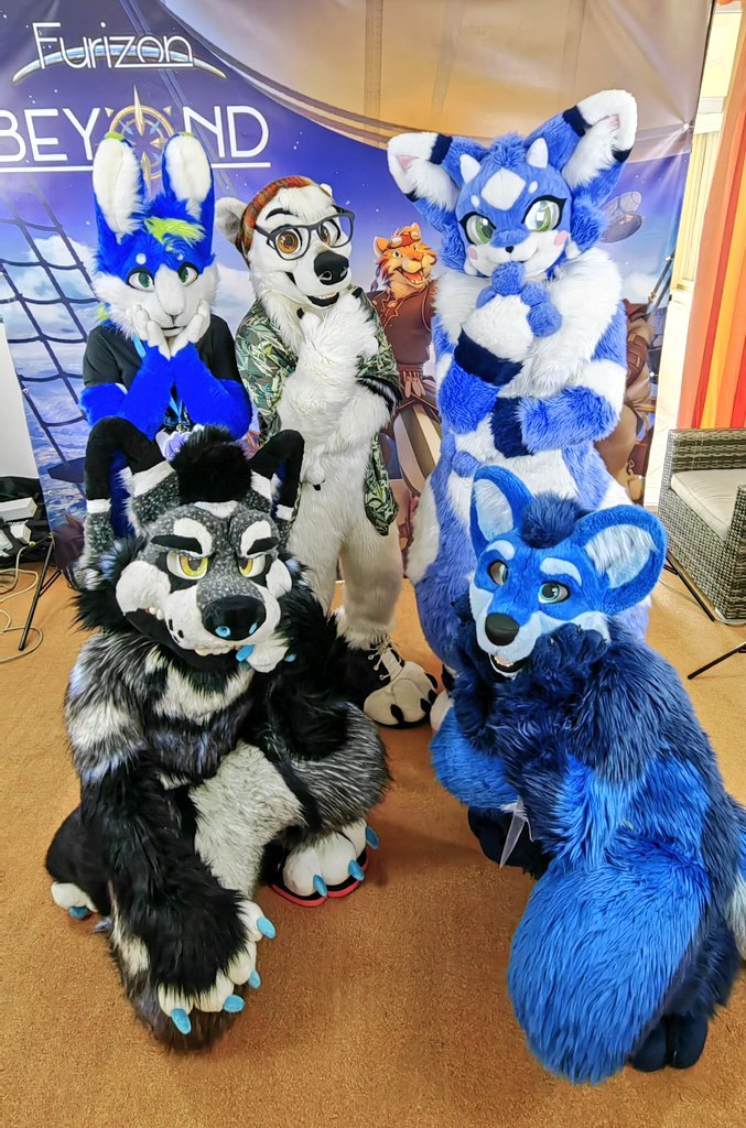 MaverickTheHusk's tweet photo. Made it home!
Just want to say for my 1st time visiting Furizon Con it was full of good and amazing advantures there, that will always be remember in memories! ✨
Can't wait to visit again on next @FurizonEvents ✨🐾

@Kim_Trik_Hoof @KimboBurr @Crispy_Catto @ThatBlueWolf96 https://t.co/AVnFnPtvhv