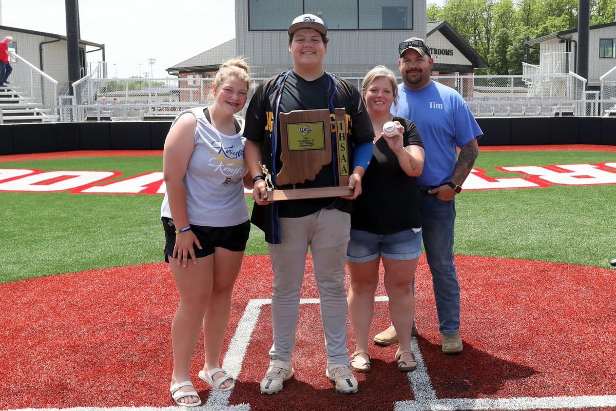 jr season stats ! 
10 app. 
42.2 ip
31 walks
56 ks
2.47 era 
.230 opponent oba 
.274 opponent obp 
great season for the entire east noble team, a lot to build on for next year!