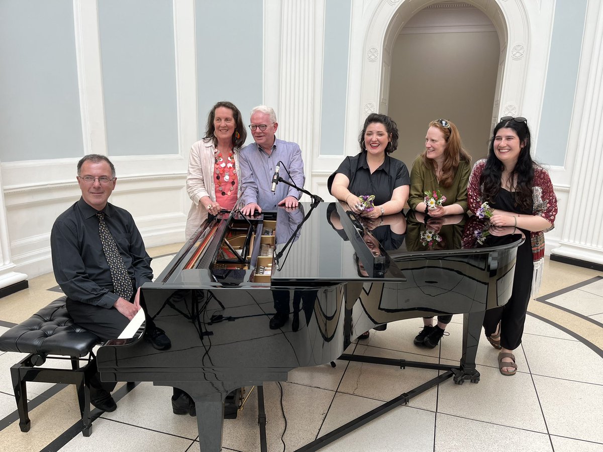 LindaOSF's tweet photo. As always, a wonderful #SundaysAtNoon concert @TheHughLane today featuring #worldpremiere of #TheNothingRhymes by @composerkevinoc; #worldpremiere of #ThereIsAWillow by @Caterina_SMusic; and #Sylph by #JudithRing performed by @morourkevox (voice) and #DavidAdams (piano) 👏 🎶 https://t.co/ufuiHNtJJy