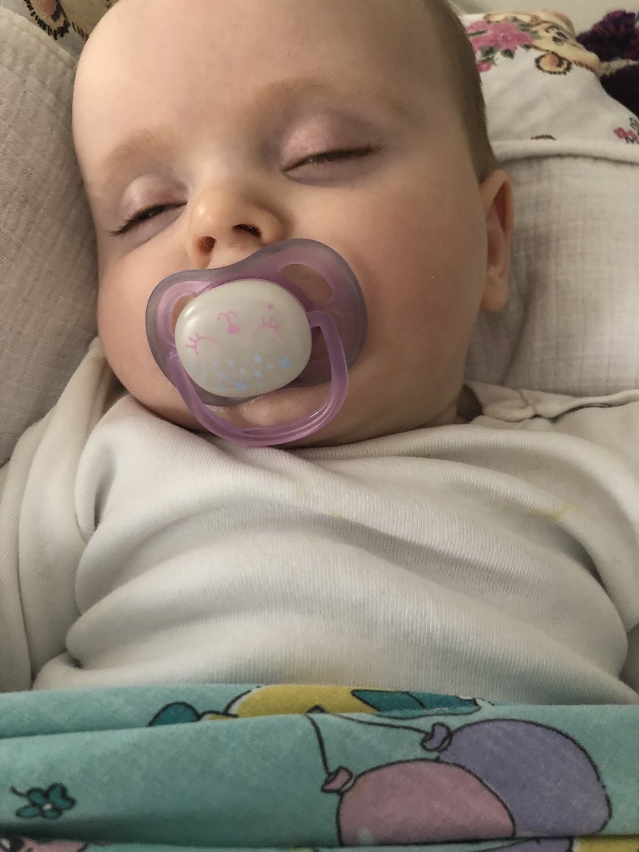 Ben daha tivit atarken ipek 🫣