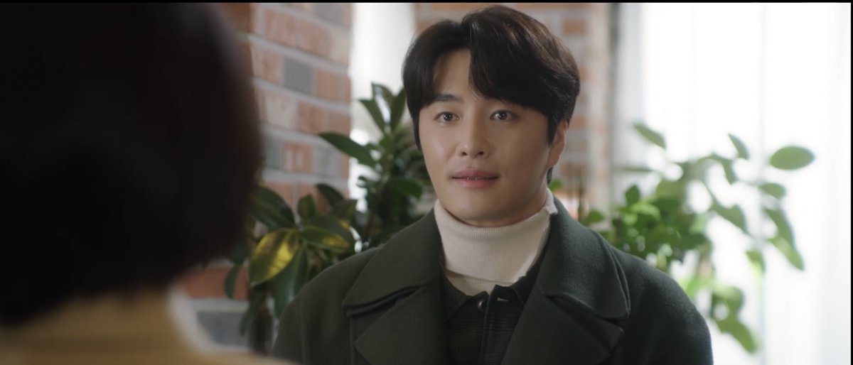 Many shipped Roy Kim and Jeong-Suk, but I’m glad she turned him down. I agree he should build a loving family, and she had too much baggage. I can’t believe he donated his bone marrow. He was also too nice. #DoctorChaEp16 #DoctorCha #UhmJungHwa #MinWooHyuk