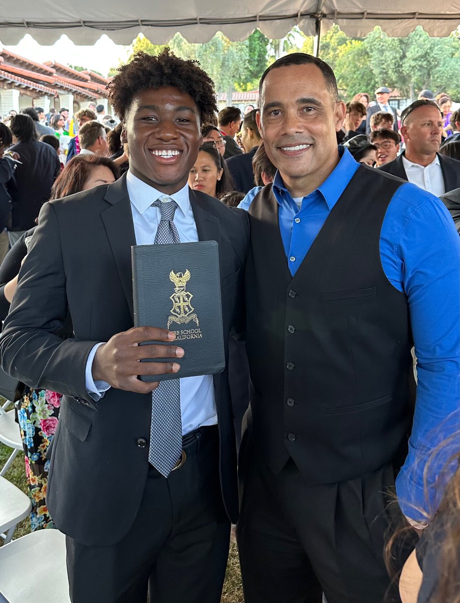 Coach Amahl Thomas tweet media