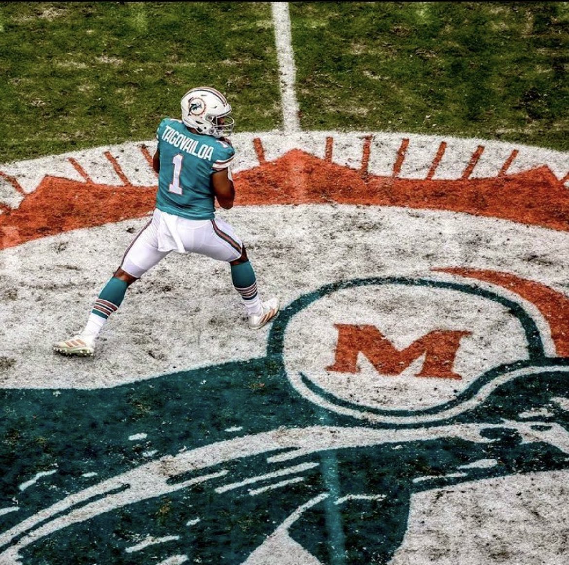 People that hate on someUNO that much are just scared to death they’ll succeed 😈 #TuaTime #FinsUp