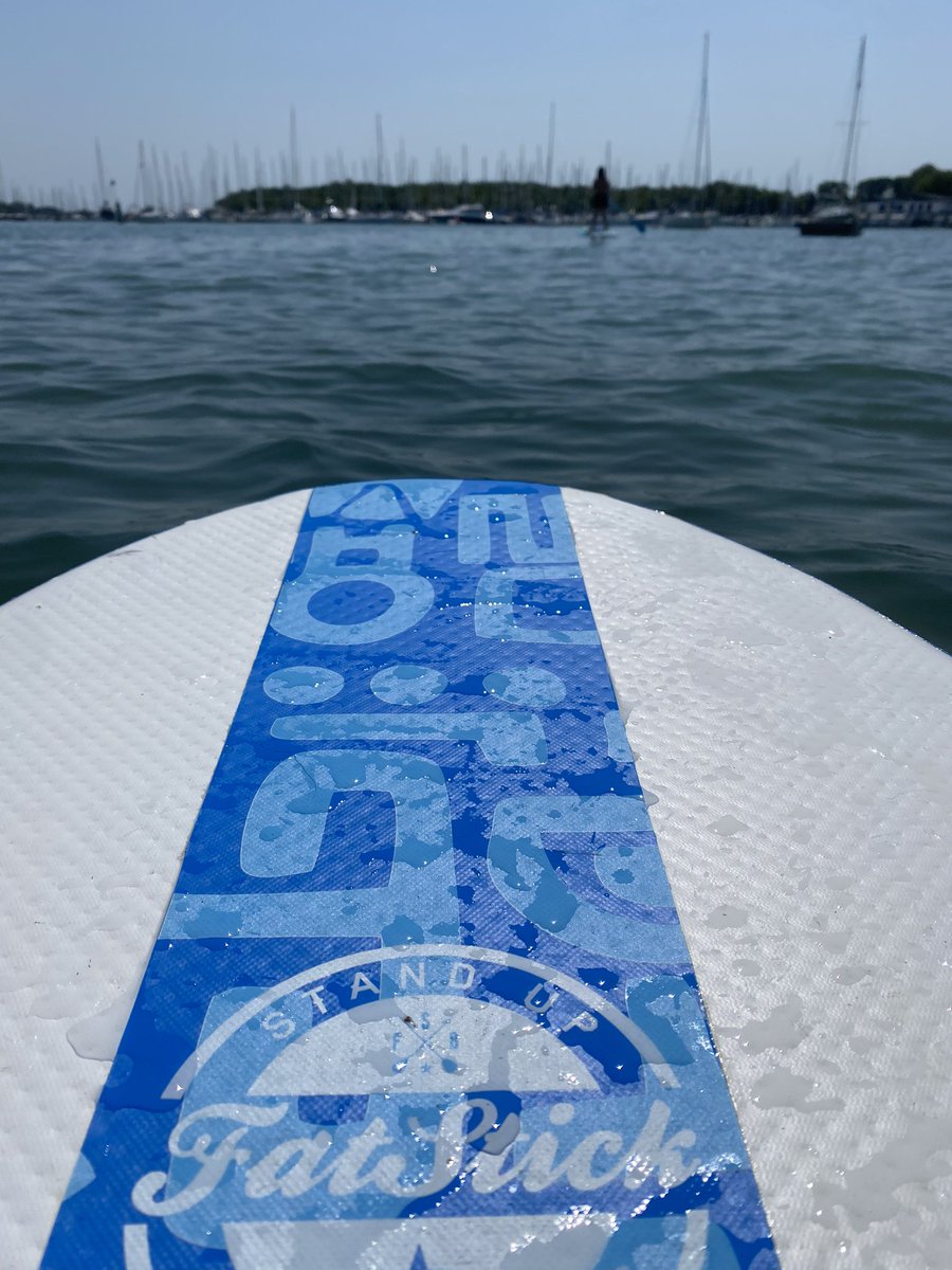 Change of Sea-nery today with an amble down the Hamble in search of tranquility 🤍

#HambleRiver #Botley #Warsash #Hamble #RiverHamble #TheJollySailor #theSolent #Southampton #fatstick #SUP #Paddleboard