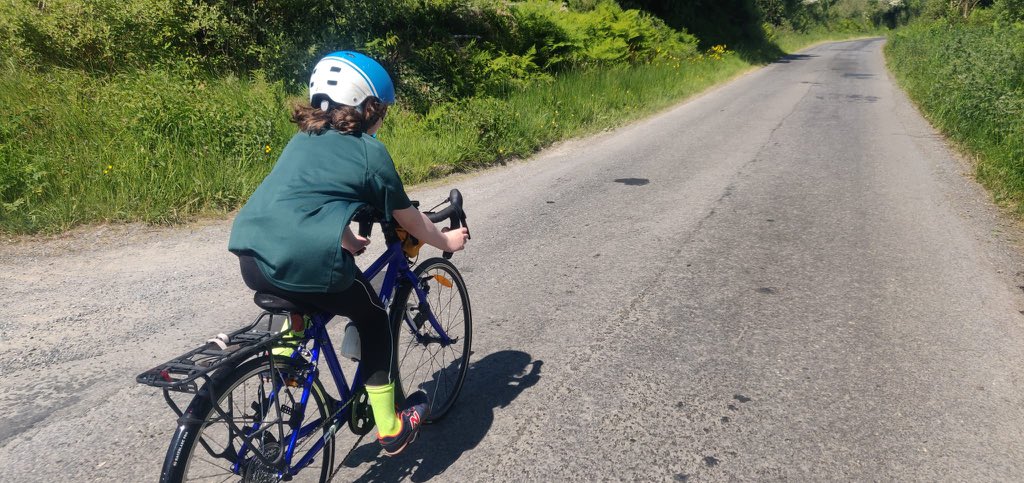 Lads. 7 year-old Conan is cycling for charity this week - over 320km for three great causes: @SVP_Ireland @scoopfoundation & @BunscoilSynge And that 320km is not a typo: little Conan's cycling *from Cork to Dublin* 😲 Please support if you can: ➡️ idonate.ie/fundraiser/Con… 🚲