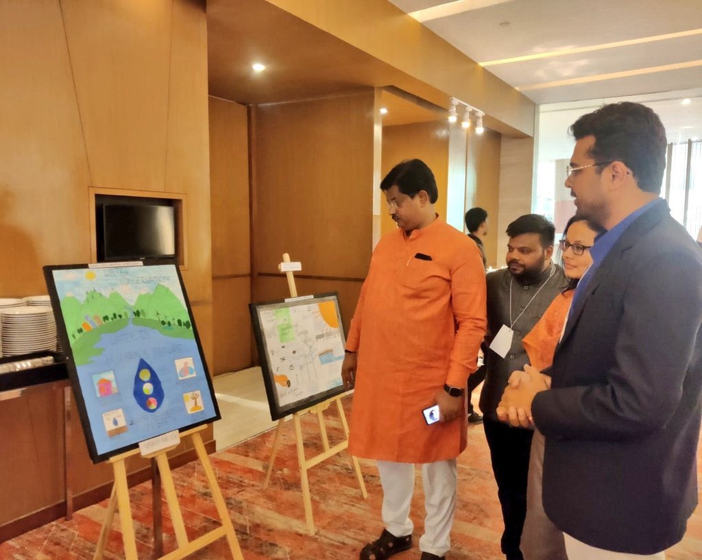 I am extremely grateful to you, @AmitThakerBJP ji, for joining us today at the #ClimateActionSummit and sharing your words of wisdom and climate-centric initiatives with young people and climate leaders 👏

The Indian culture and traditional values have always been a light to the