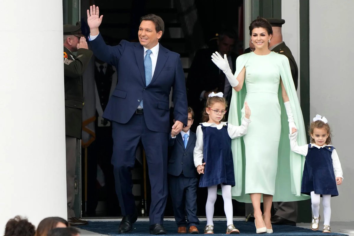Casey DeSantis is no Jackie Kennedy and Ron DeSantis is no John Kennedy or even Ronald Reagan for that matter.

They are truly Florida's First Fascist Family.

Don't let either one of them near the White House.
#BidenHarris2024
#FreshVotesBlue