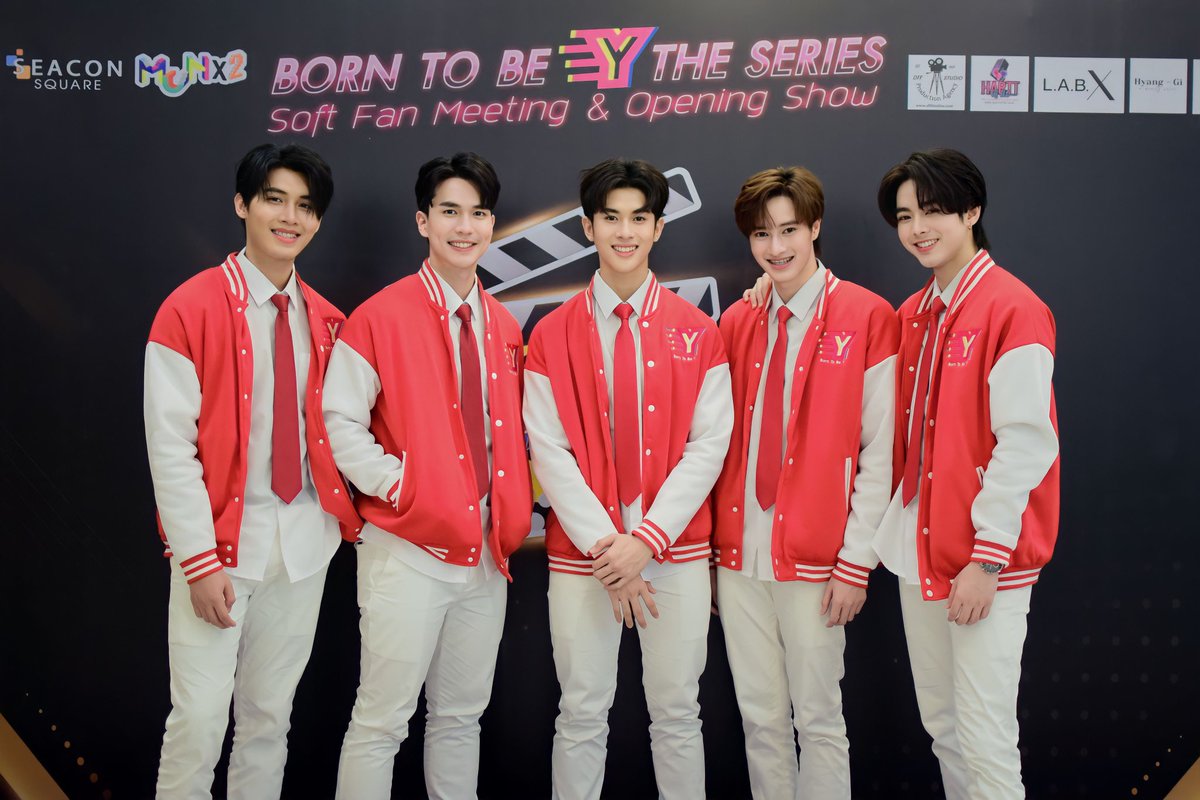 ลูกๆวันนี้ ปลื้มใจเป็นที่สุด
Boybrand สักวงไหม
<a href="/fourthphatcha/">Fourth phatcha</a> <a href="/WDdome/">Dome Woranart</a> <a href="/dollar_patchara/">Dollar Patchara</a> <a href="/CombatPanumas/">ItsCombat</a> <a href="/Folk_1405/">Folk.Touch</a> 
#STMDthailand
#BTBYSOFTFANMEETING
#BornToBeYTheSeries
#เปลี่ยนฝันเป็นนาย
#WELLTHAiLAND